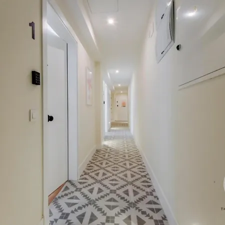 Tu Hogar Para 4 En Malasana, Conoce San Bernardo 20 Madrid Exterior photo