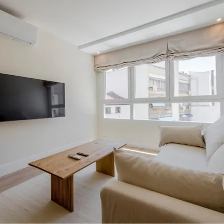 Tu Hogar Para 4 En Malasana, Conoce San Bernardo 20 Madrid Exterior photo